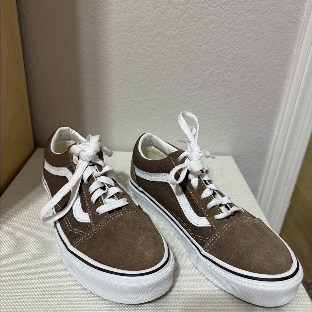 Vans Sneakers new women’s 6